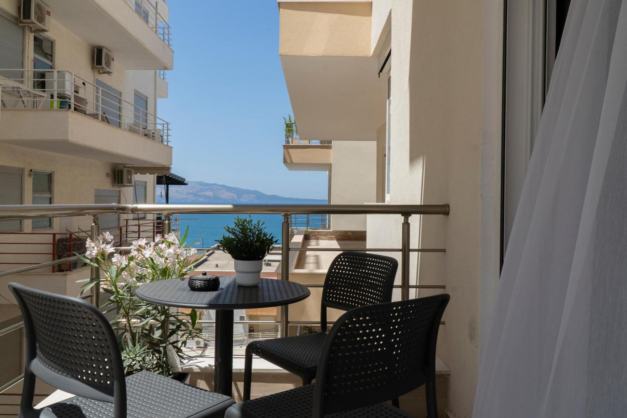 Mateo Apartments Sarande Exterior photo