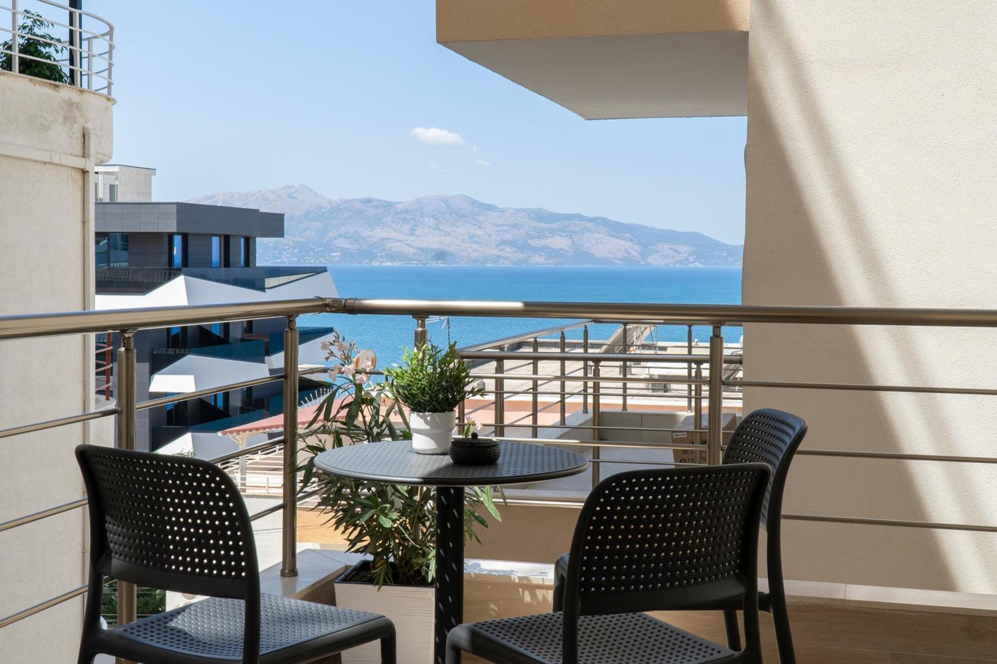 Mateo Apartments Sarande Exterior photo